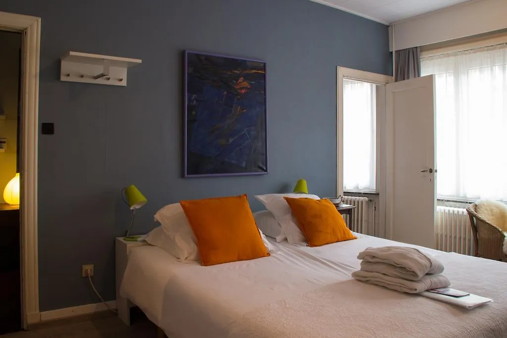 B&B Leonardo Bruges Couette-café